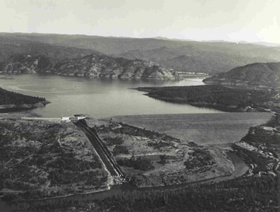 oroville.jpg (71561 bytes)