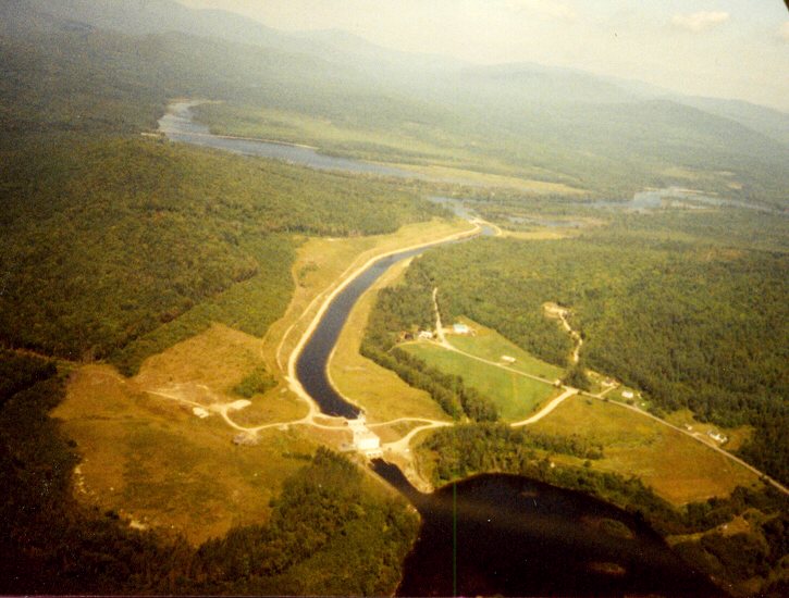 pontook.jpg (85803 bytes)